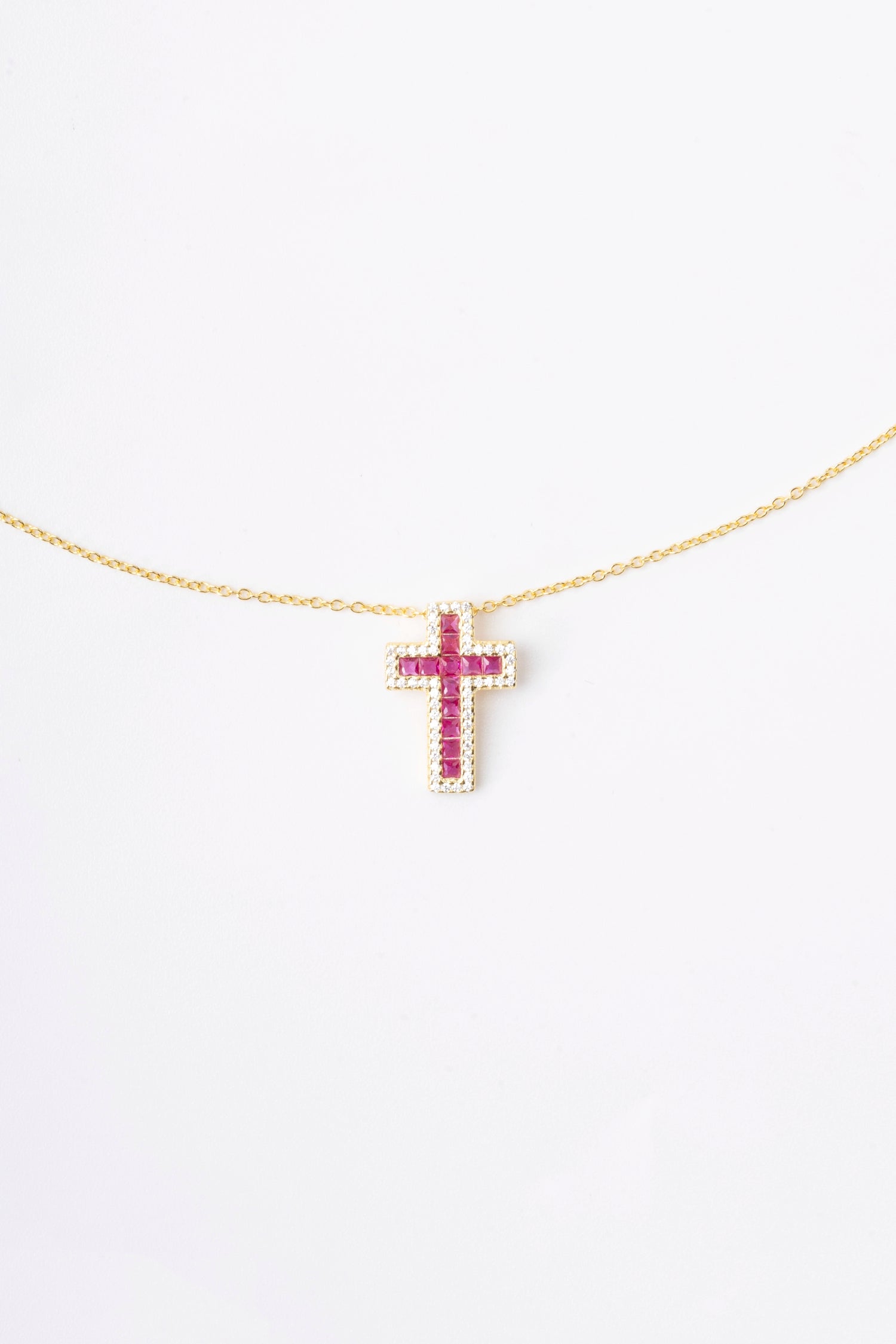 Collana cross red