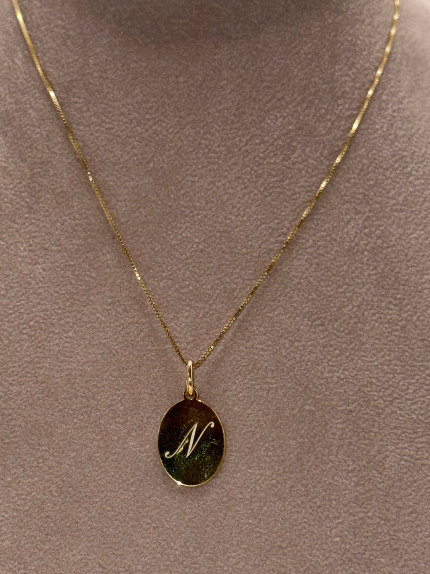 Collana precious oval initial charm