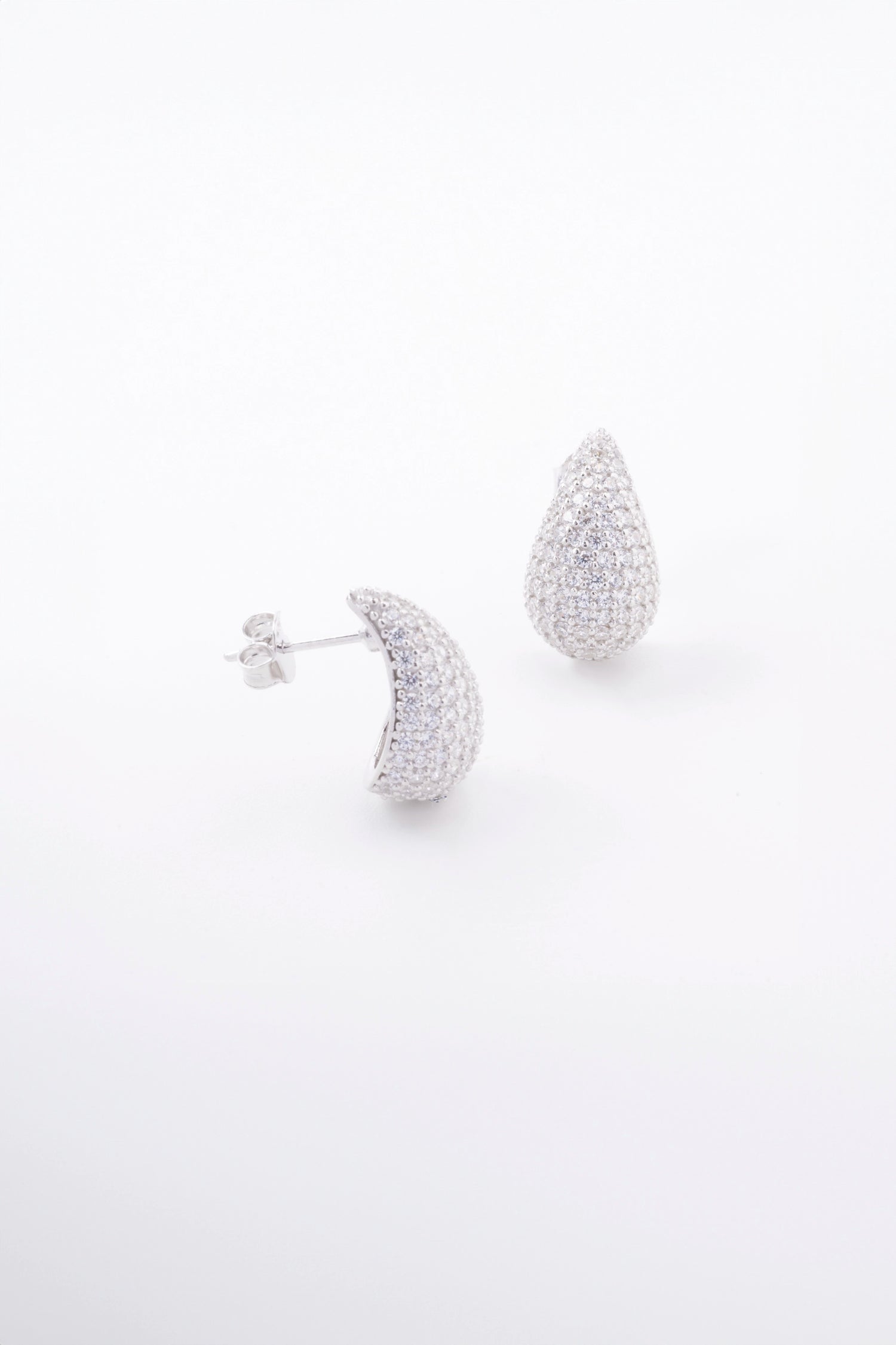 Orecchini goccia strass