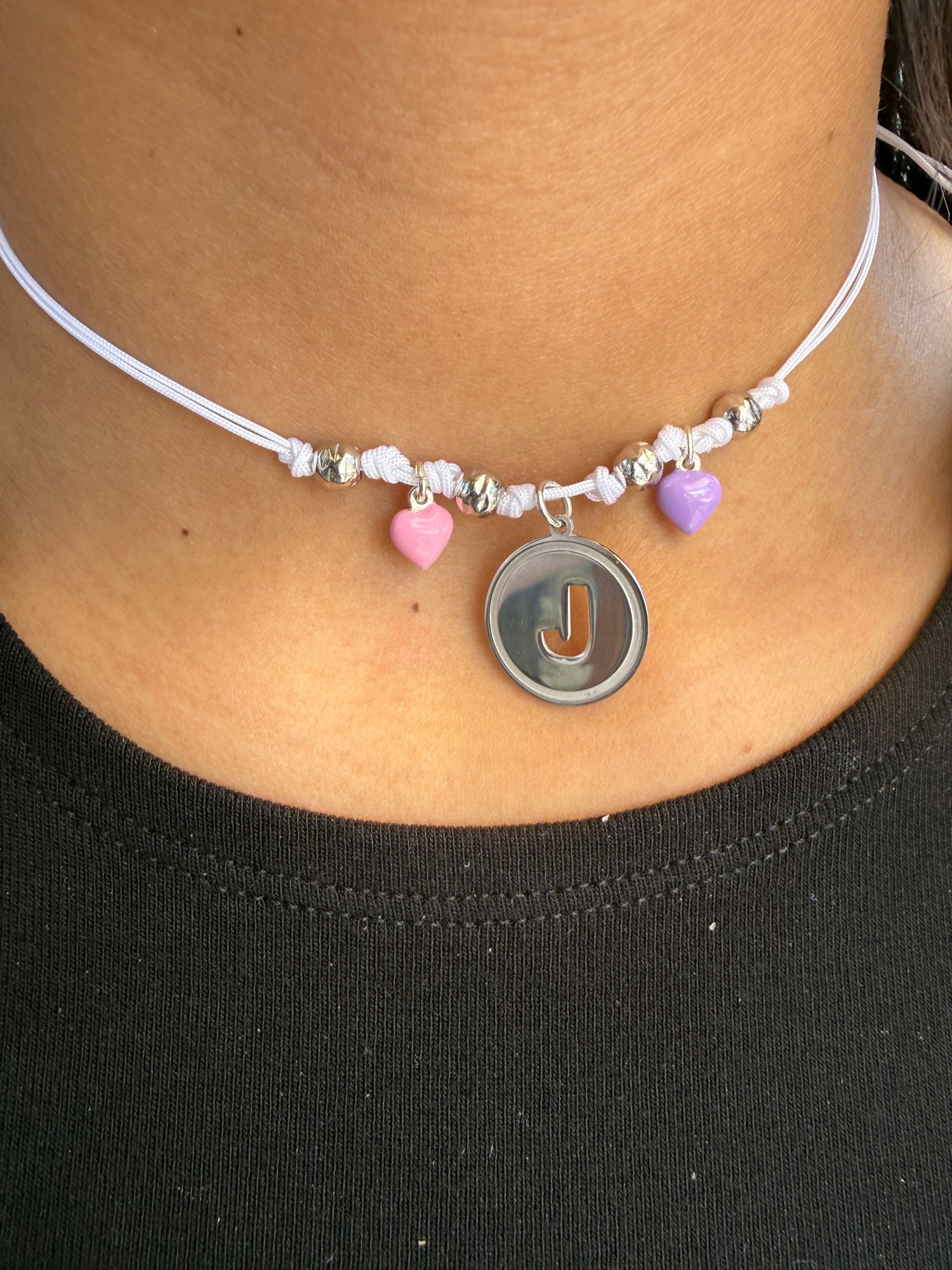 Choker bianco doppio cuore smaltato