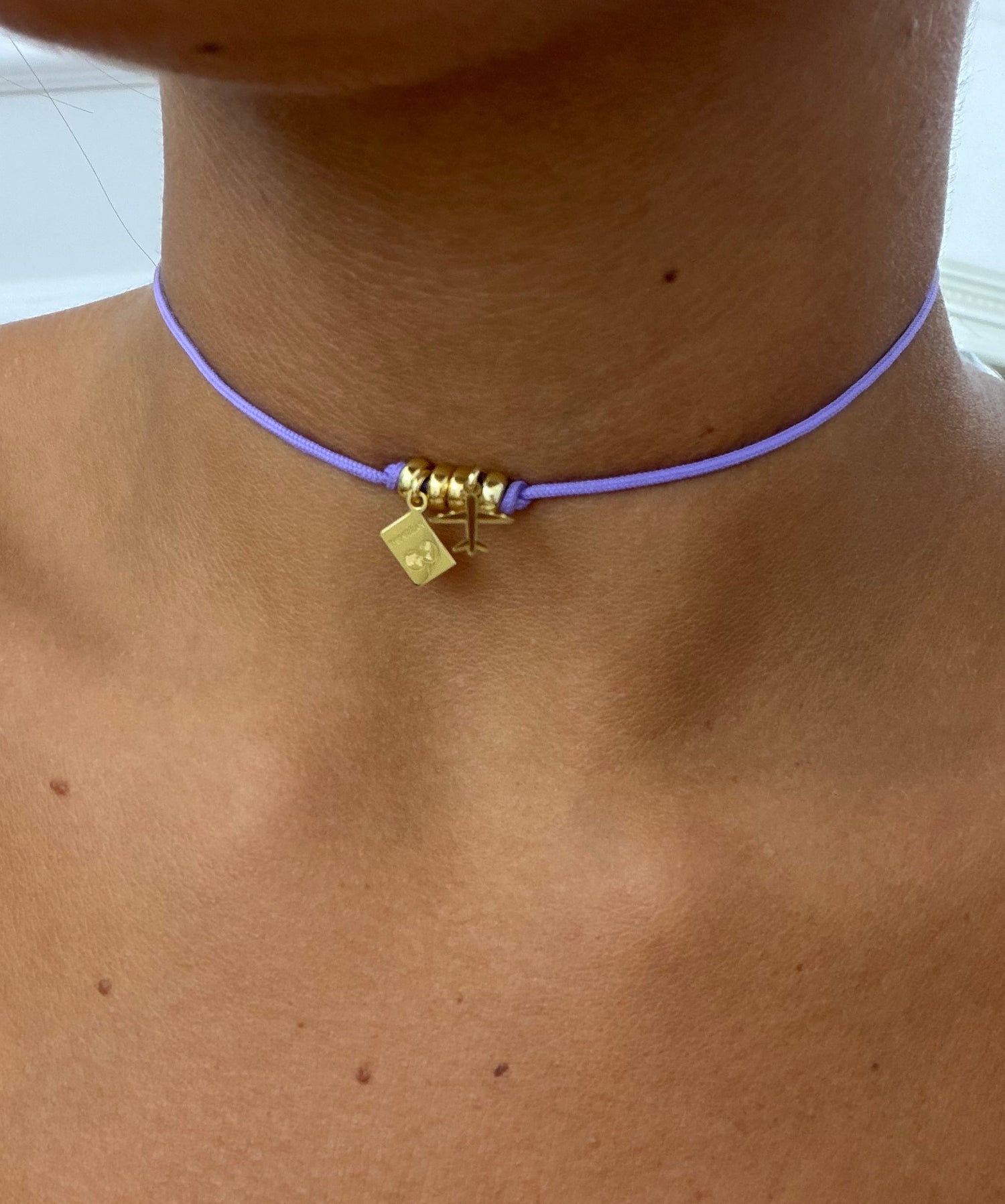 SkyPassaport choker