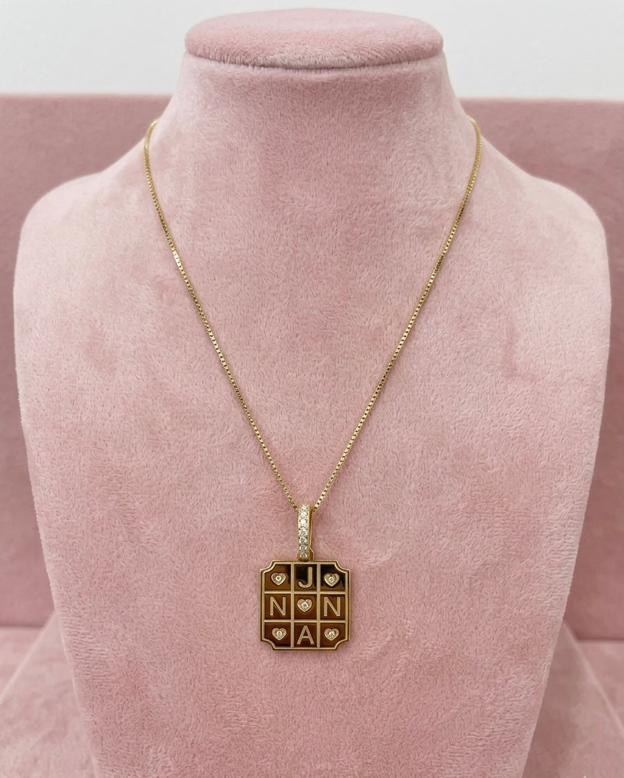 Collana con ciondolo tris prezioso