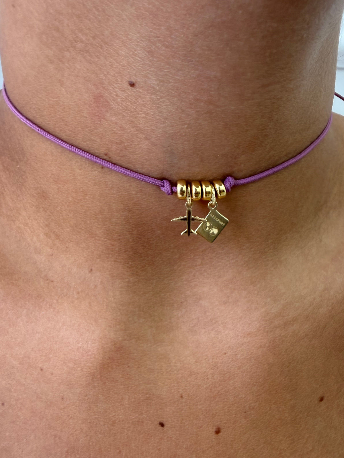 SkyPassaport choker