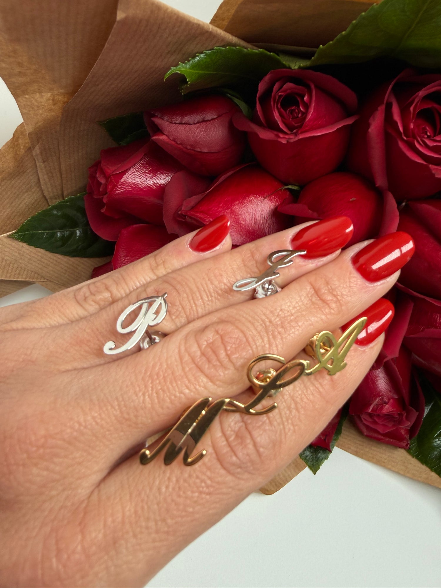 Orecchino singolo initial