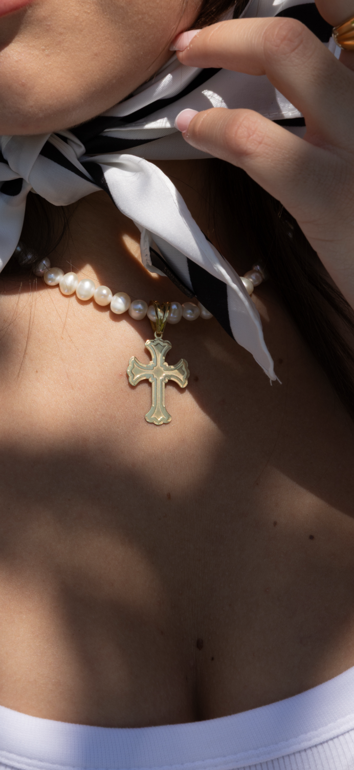 Collana perle e croce