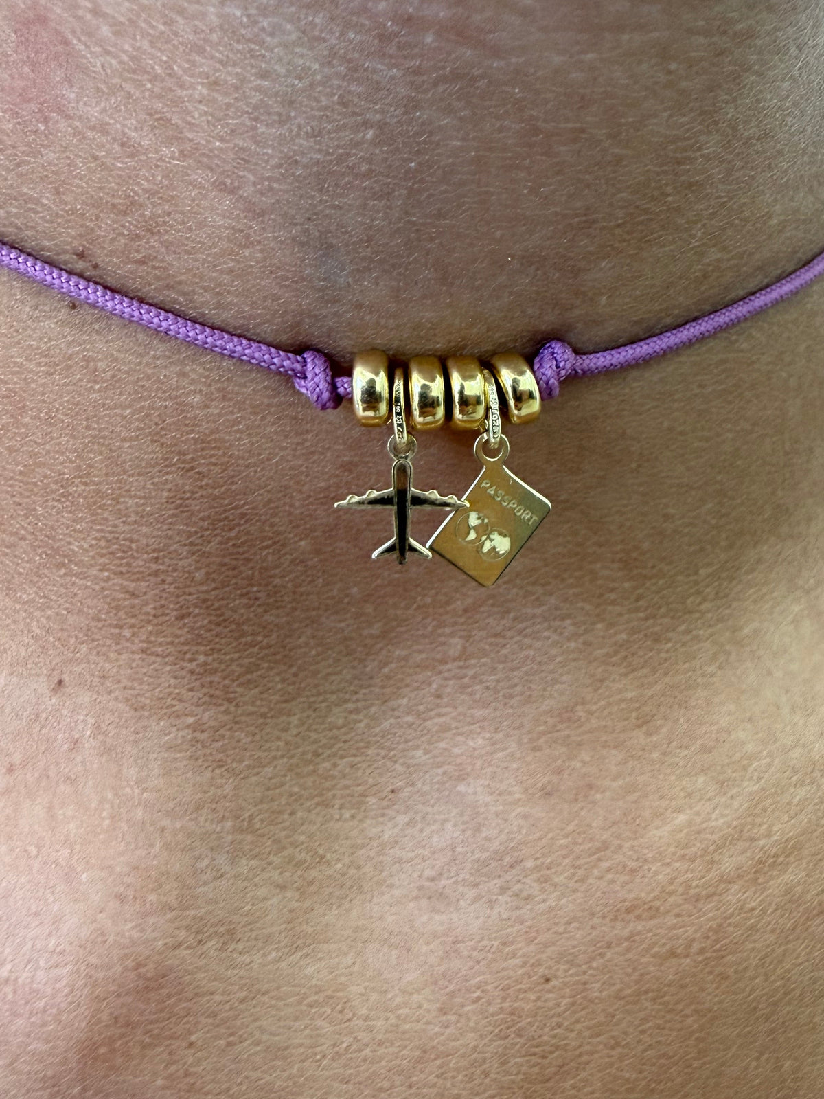 SkyPassaport choker