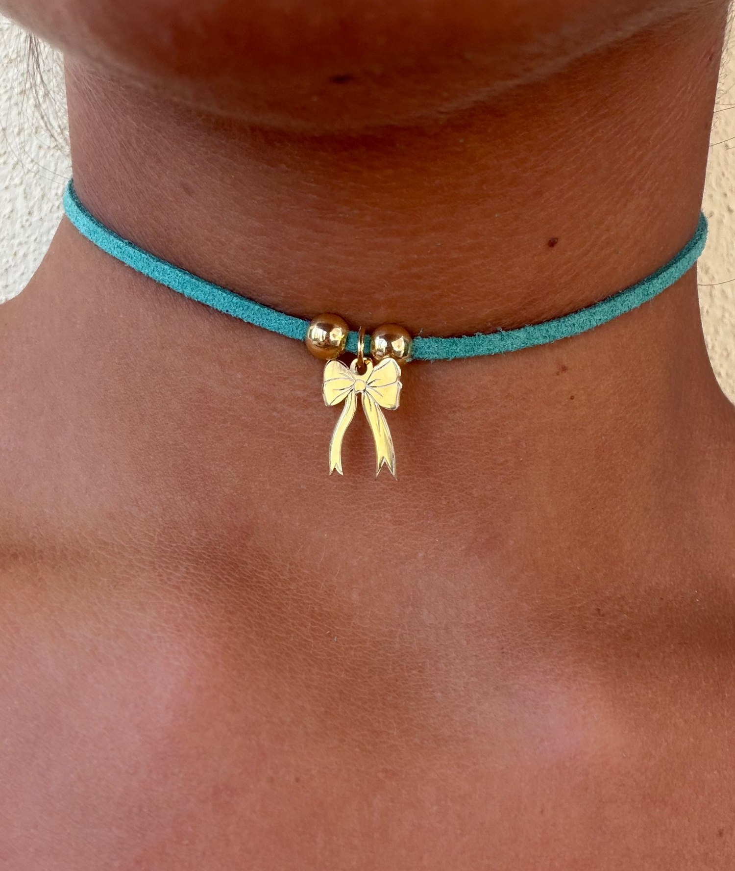 choker turchese con fiocco