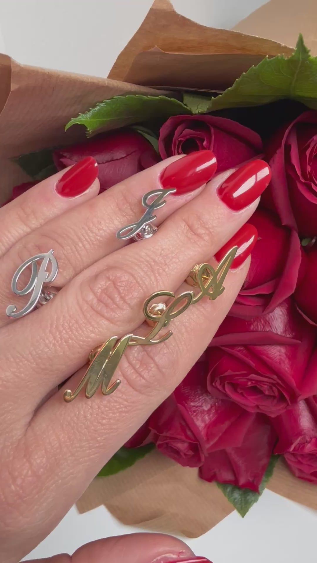 Orecchino singolo initial